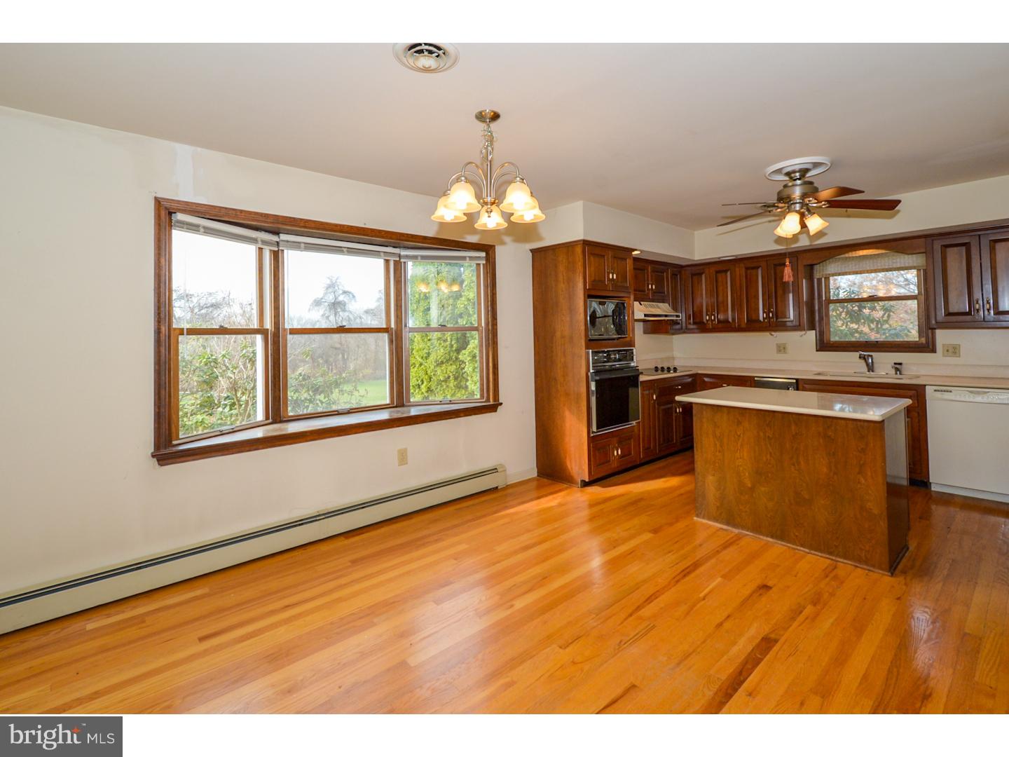245 Valley View Road Riegelsville, PA 18077 - Photo 8 of 25 Kitchen
