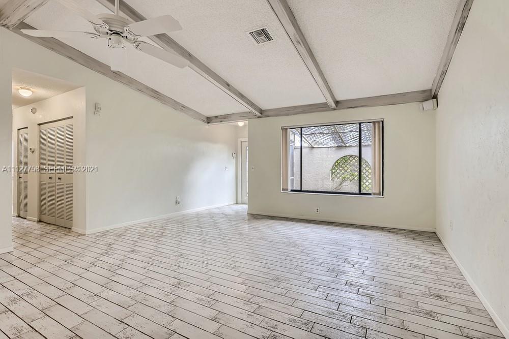 22663 Southwest 8th Court, Unit 22663 Boca Raton, FL 33433 - Photo 6 of 33 Gallery Image 6