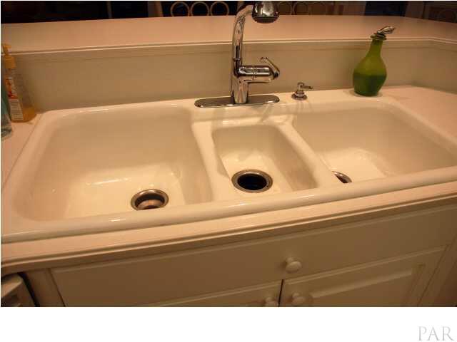33367 Juniper Road Seminole, AL 36574 - Photo 8 of 24 triple sink
