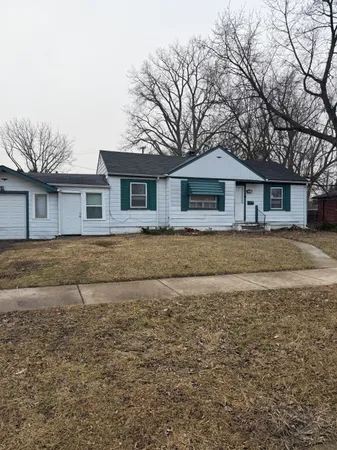 $1,500 | 19133 MacArthur, Redford, MI 48240