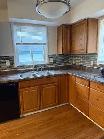 $1,500 | 19133 MacArthur, Redford, MI 48240