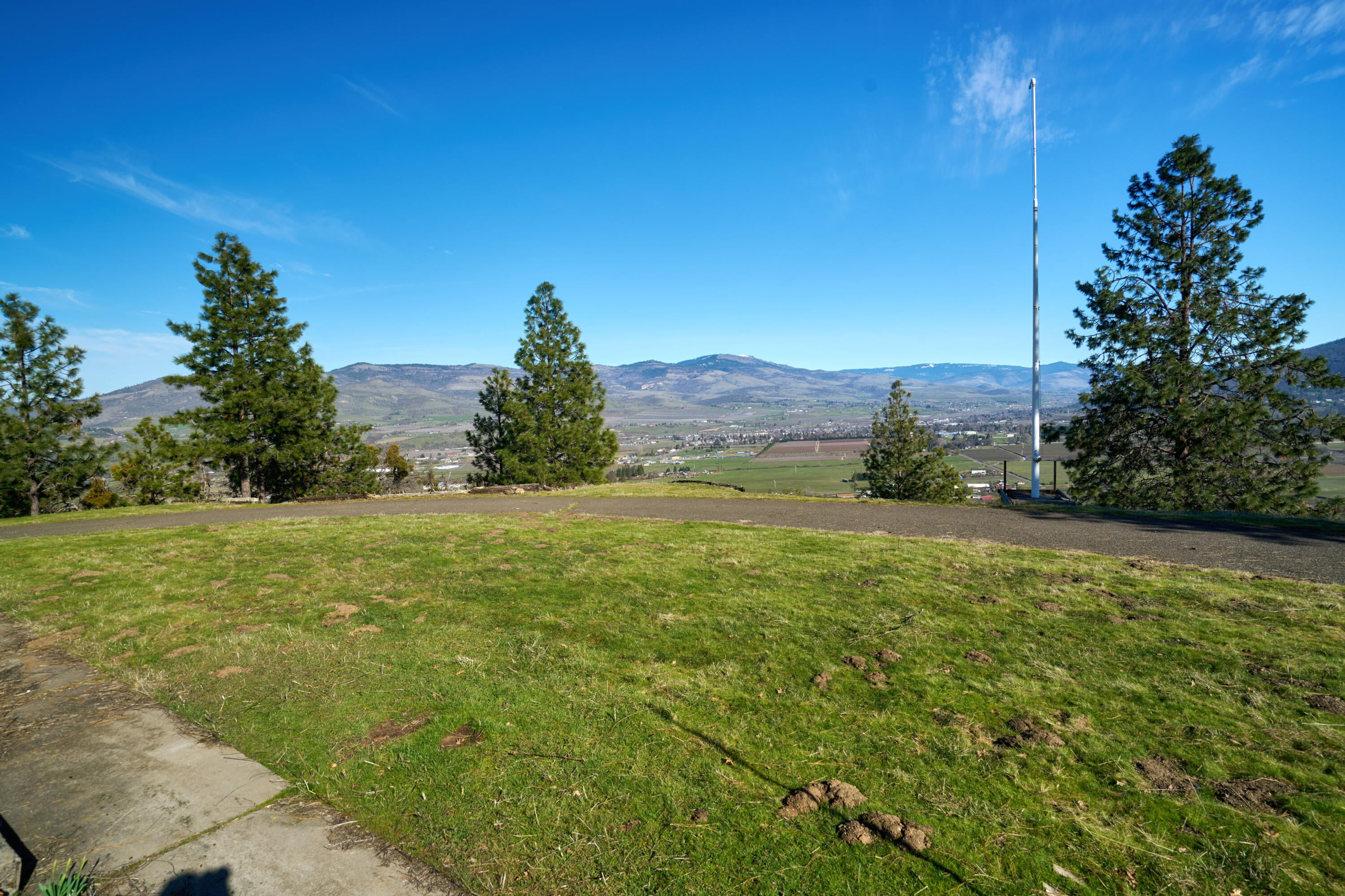 6318 Adams Road Talent, OR 97540 - Photo 23 of 39 6318 Adams Rd-09