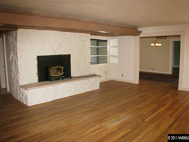 2200 Solari Drive Reno, NV 89509 - Photo 5 of 13 Photo 5