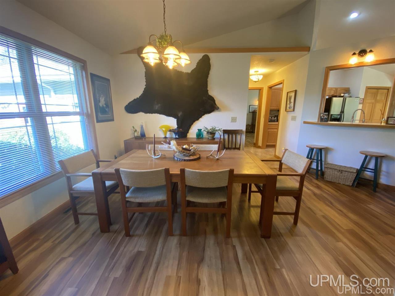 684 N Asp Road Manistique, MI 49854 - Photo 10 of 46