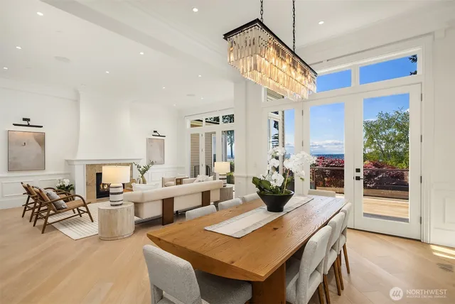 $7,250,000 | 9234 Northeast 25th Street, Clyde Hill, WA 98004