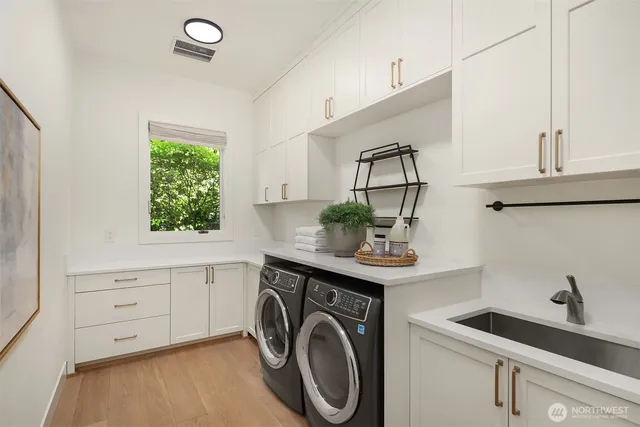 $7,250,000 | 9234 Northeast 25th Street, Clyde Hill, WA 98004