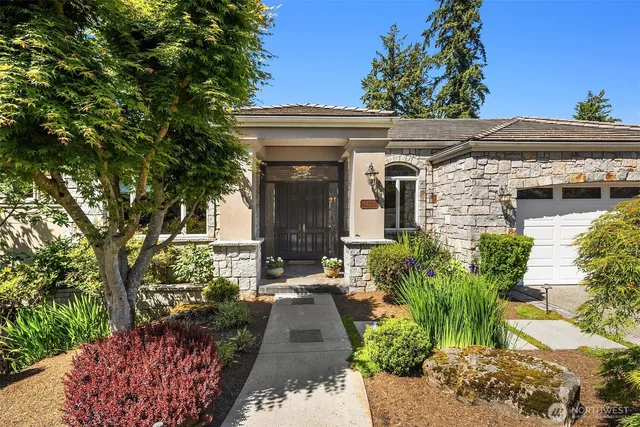 $7,250,000 | 9234 Northeast 25th Street, Clyde Hill, WA 98004