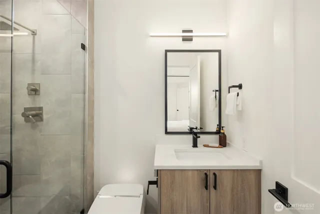 $7,250,000 | 9234 Northeast 25th Street, Clyde Hill, WA 98004