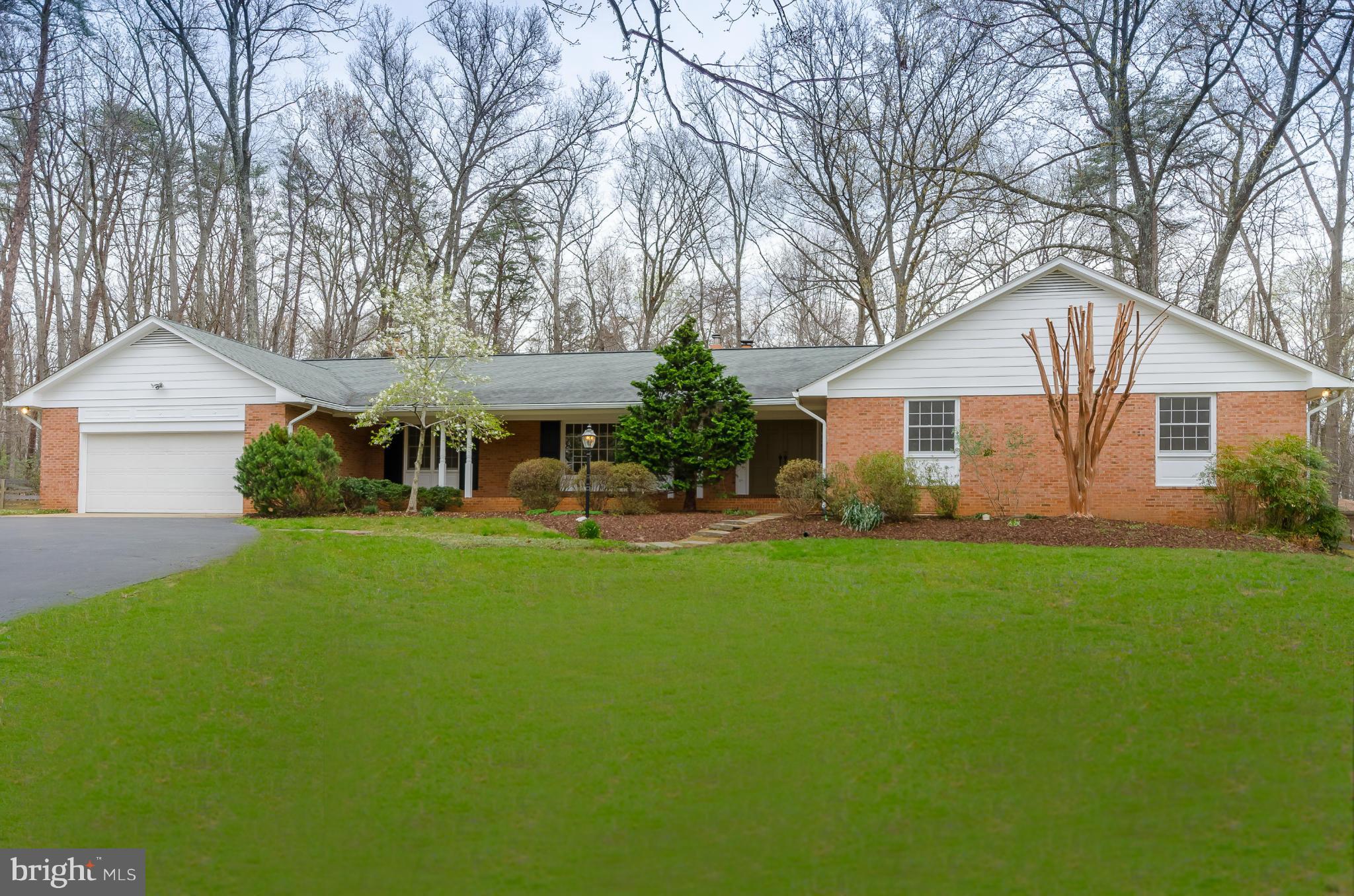 807 Clear Spring Road Great Falls, VA 22066 - Photo 1 of 27 Exterior (Front)