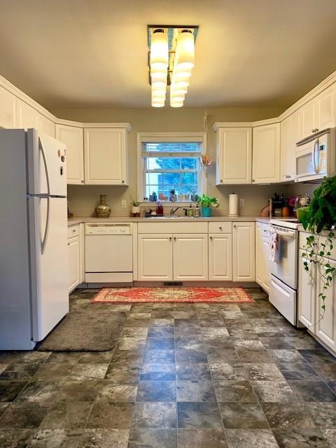 1771 Piper's Ridge Circle Northwest Conover, NC 28613 - Photo 3 of 25 Gallery Image 3