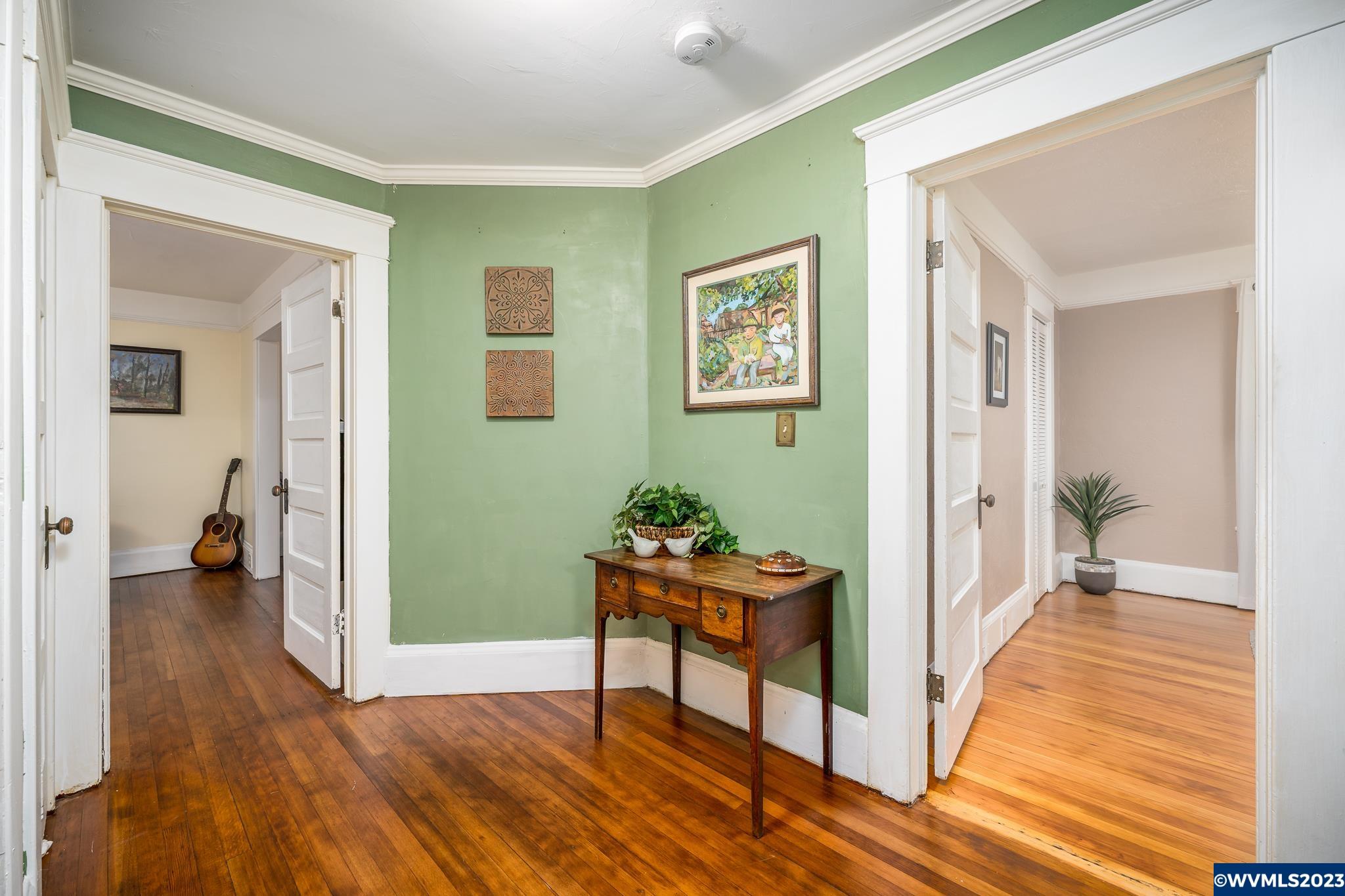 808 Southwest Elm Street Albany, OR 97321 - Photo 12 of 38