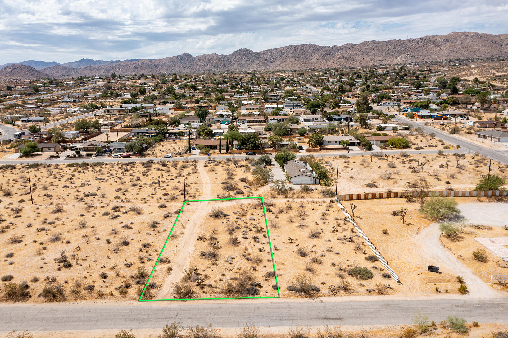 205 Division Street Joshua Tree, CA 92252 - Photo 7 of 25 DJI_0232