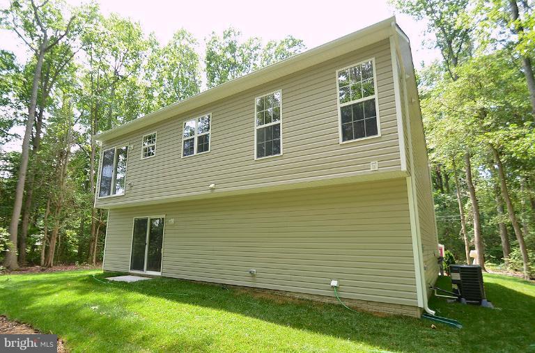 1341 East West Shady Side Road Shady Side, MD 20764 - Photo 10 of 16 Exterior (Rear)