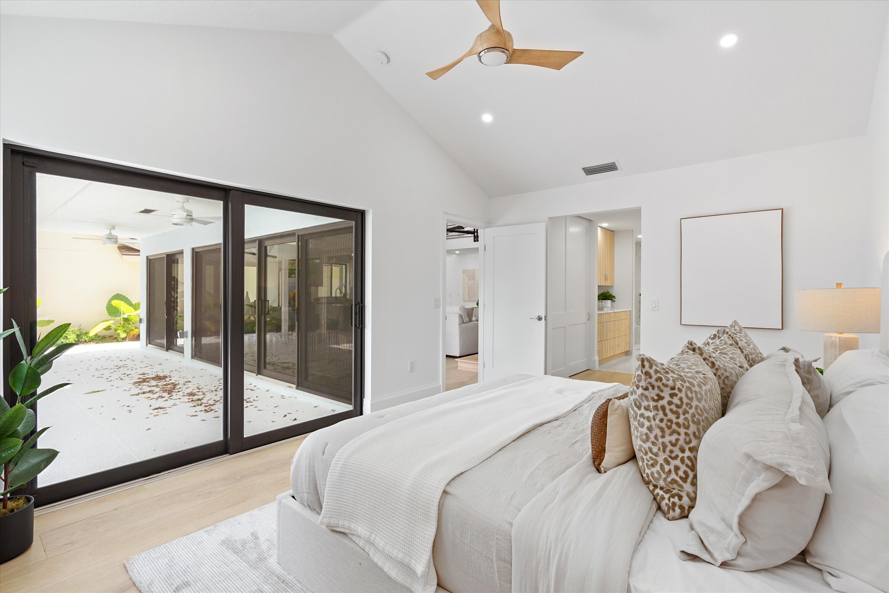 103 Landward Drive Jupiter, FL 33477 - Photo 12 of 39 Primary Bedroom