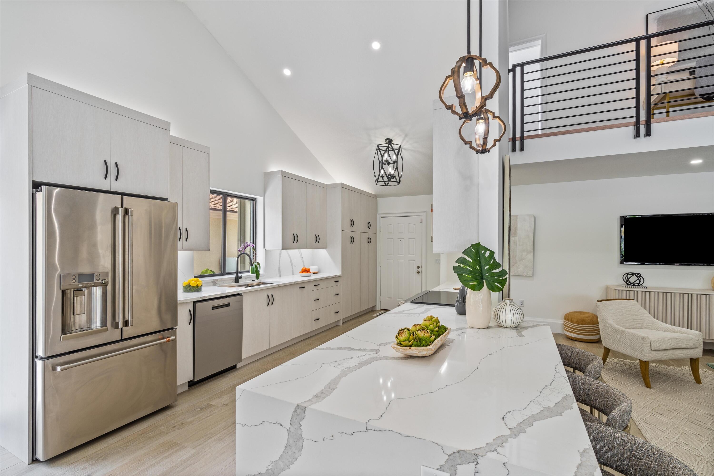 103 Landward Drive Jupiter, FL 33477 - Photo 4 of 39 Kitchen