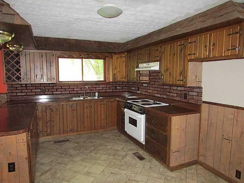5988 County Road Huntsville, OH 43324 - Photo 3 of 20