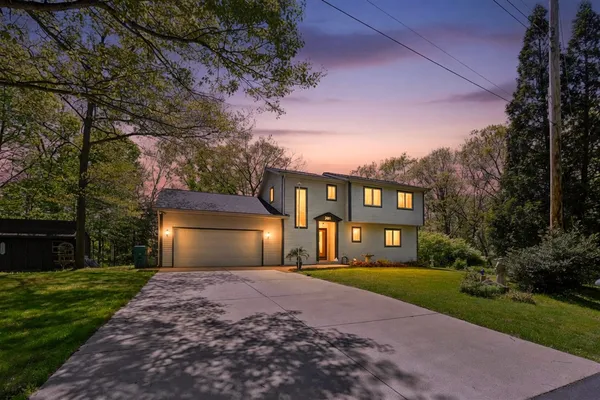$549,000 | 201 Scenic View Drive, Niles, MI 49120