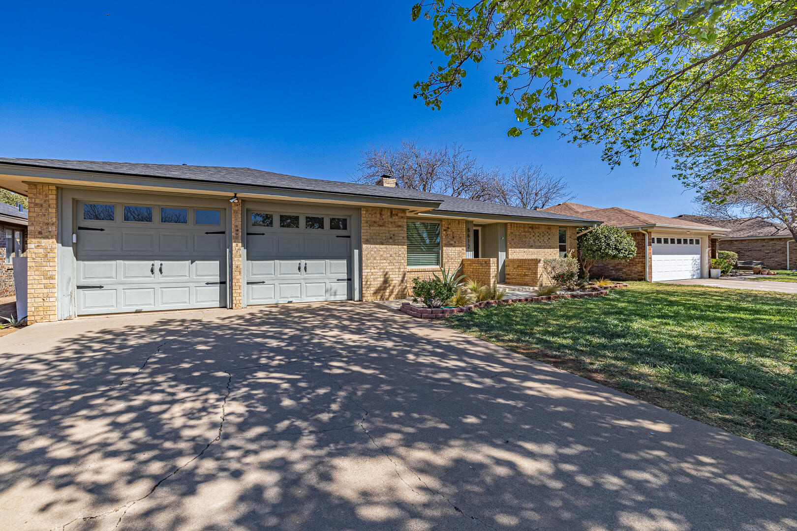 5612 94th Street Lubbock, TX 79424 - Photo 3 of 45 1-3