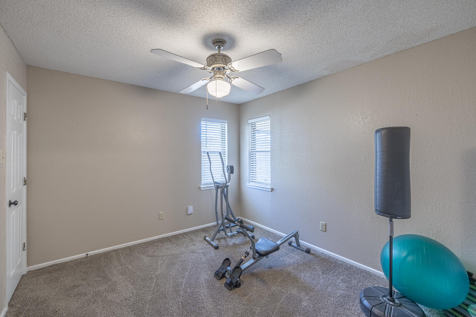 5612 94th Street Lubbock, TX 79424 - Photo 10 of 45 1-10