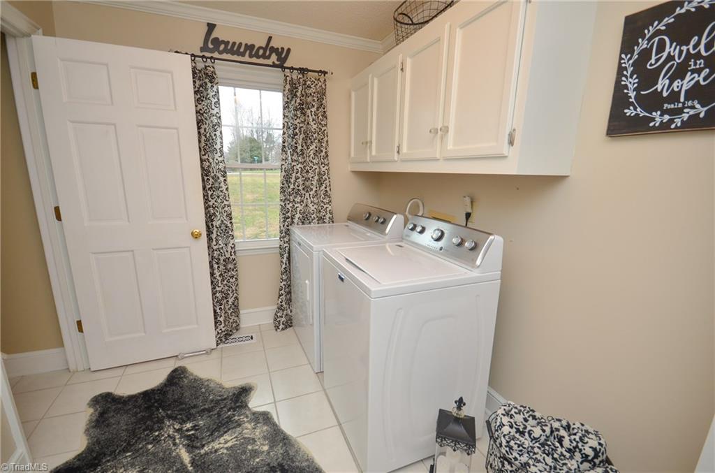 1434 Talbot Road Pleasant Garden, NC 27313 - Photo 13 of 30 Gallery Image 13
