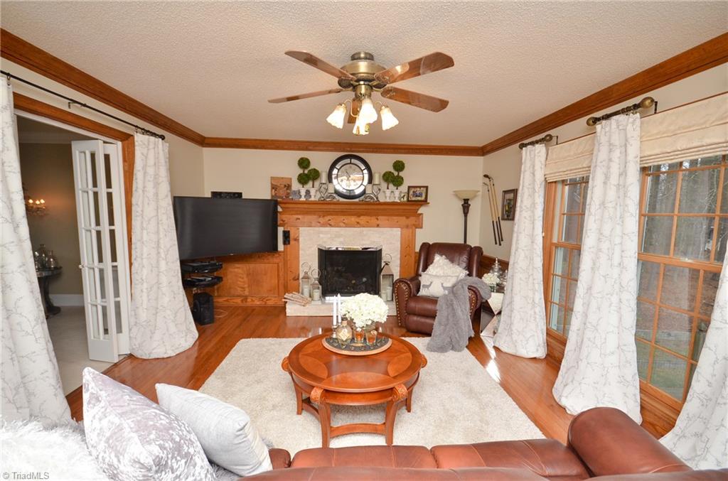 1434 Talbot Road Pleasant Garden, NC 27313 - Photo 6 of 30 Gallery Image 6
