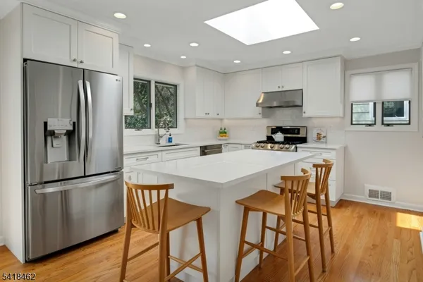 $1,049,000 | 51 Albright Circle, Madison, NJ 07940