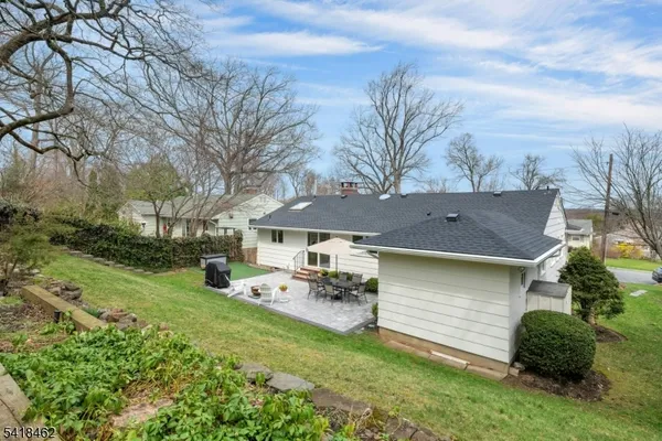 $1,049,000 | 51 Albright Circle, Madison, NJ 07940