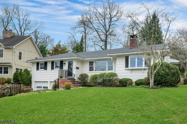 $1,049,000 | 51 Albright Circle, Madison, NJ 07940