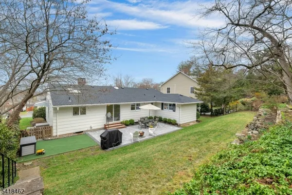 $1,049,000 | 51 Albright Circle, Madison, NJ 07940