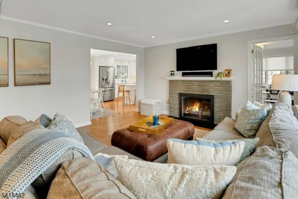 $1,049,000 | 51 Albright Circle, Madison, NJ 07940