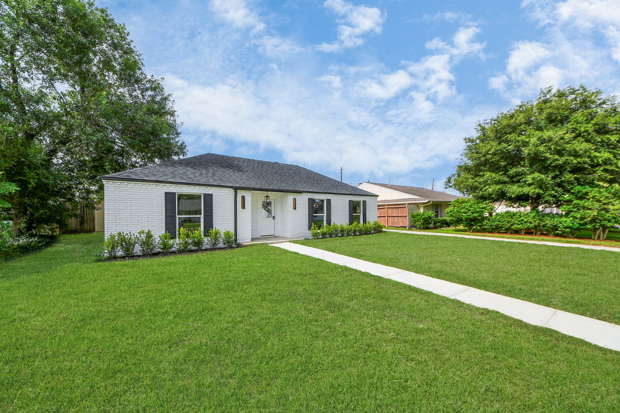 6249 Locke Lane Houston, TX 77057 - Photo 4 of 47