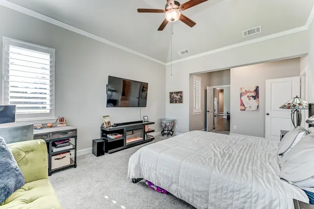 $450,000 | 404 Summit Ridge Court, Conroe, TX 77318