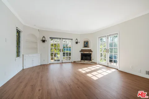$11,995,000 | 426 Georgina Avenue, Santa Monica, CA 90402