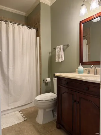 $675,000 | 10070 Butternut Lane, Middlebury, IN 46540
