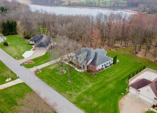 $675,000 | 10070 Butternut Lane, Middlebury, IN 46540