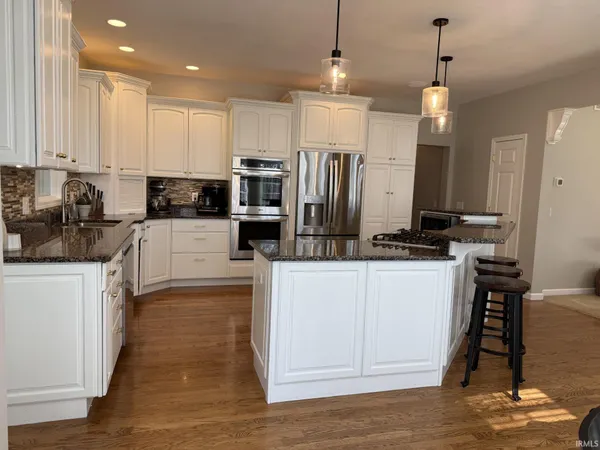 $675,000 | 10070 Butternut Lane, Middlebury, IN 46540