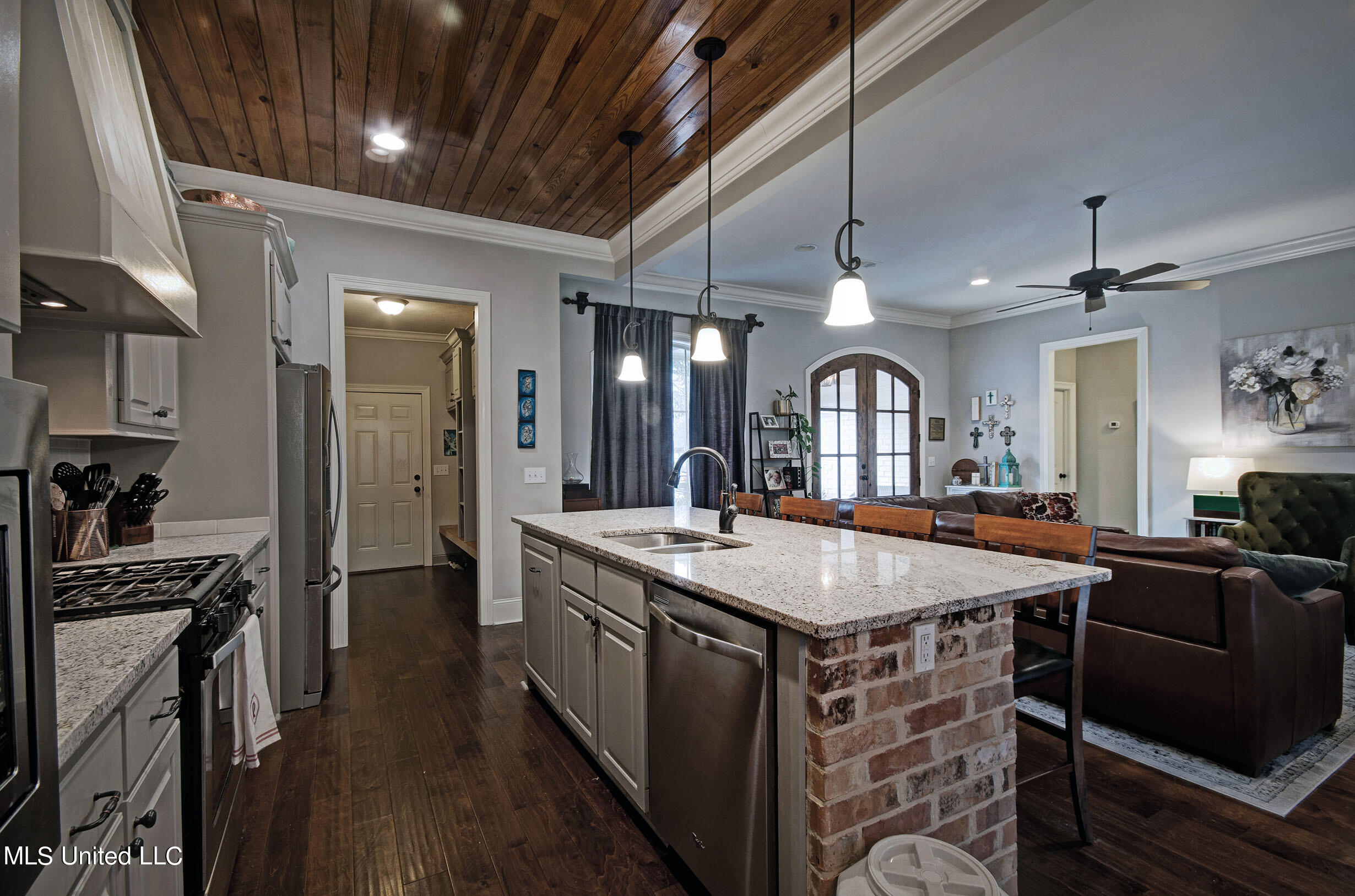 136 Hampton Place Madison, MS 39110 - Photo 8 of 25 imgp0385_6_7