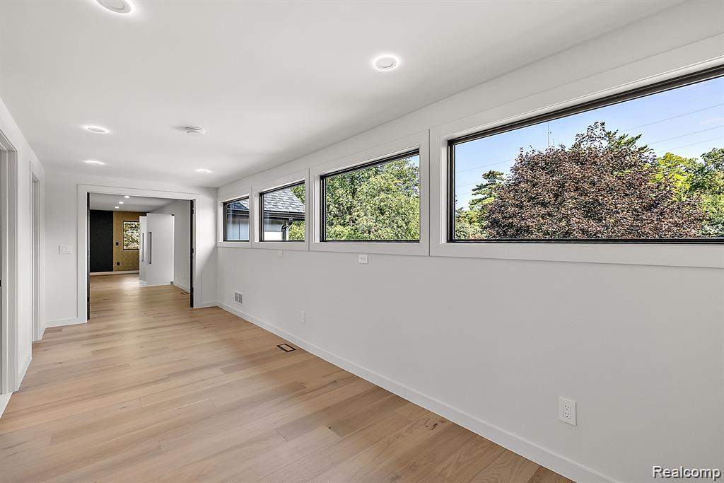 1367 West Long Lake Road Bloomfield Hills, MI 48302 - Photo 44 of 78 GetMedia.jpg