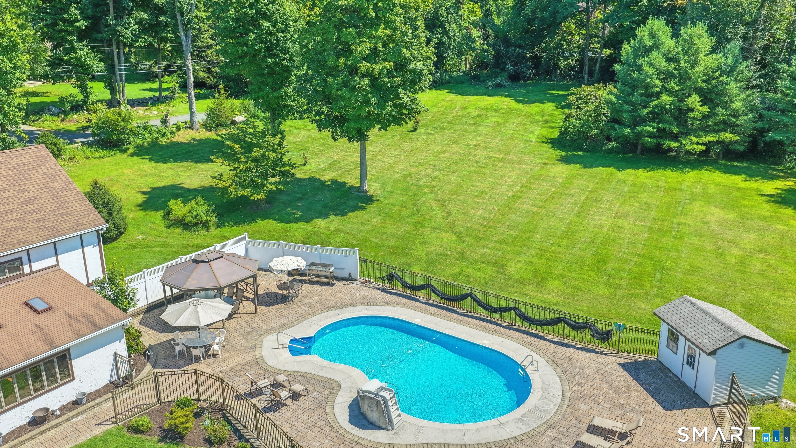 37 Tunnel Road Newtown, CT 06470 - Photo 31 of 39 Gallery Image 31