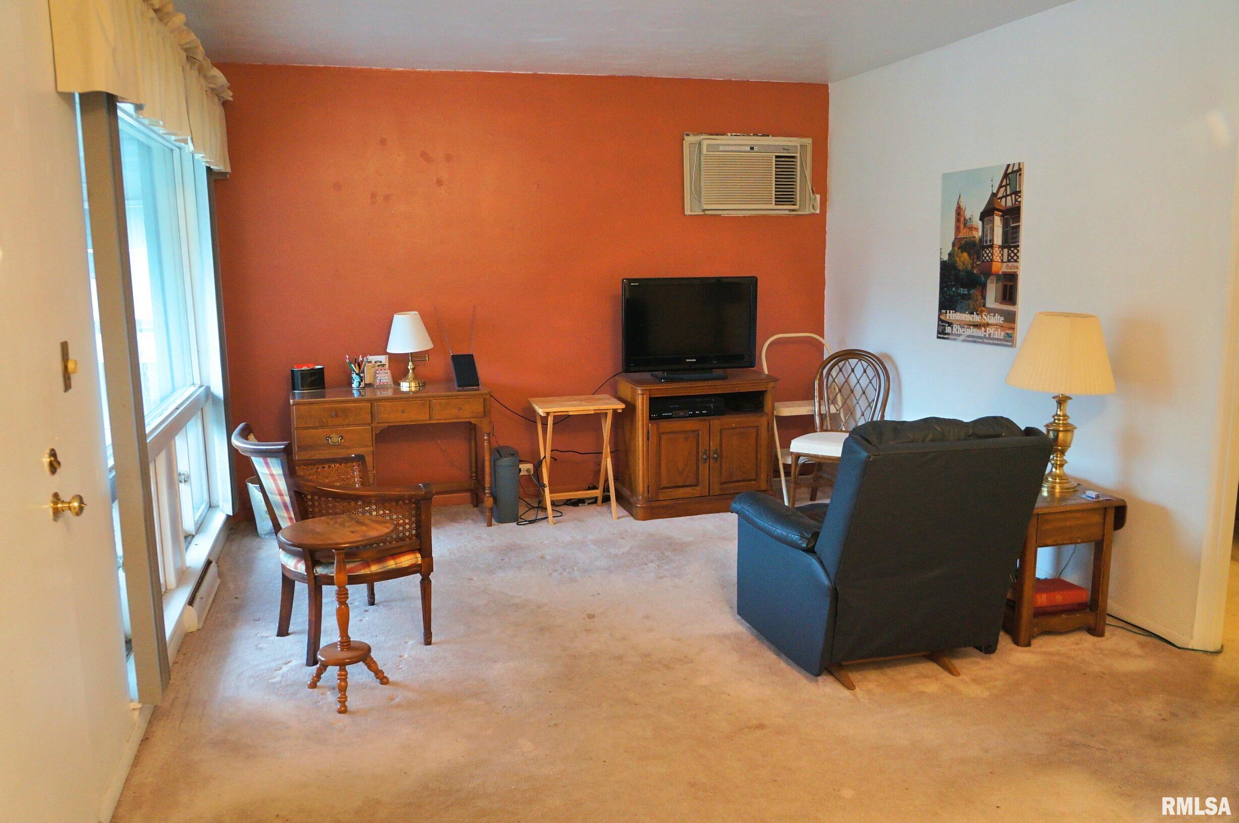 1104 Kimberly Road, Unit 702 Bettendorf, IA 52722 - Photo 8 of 31 Gallery Image 8