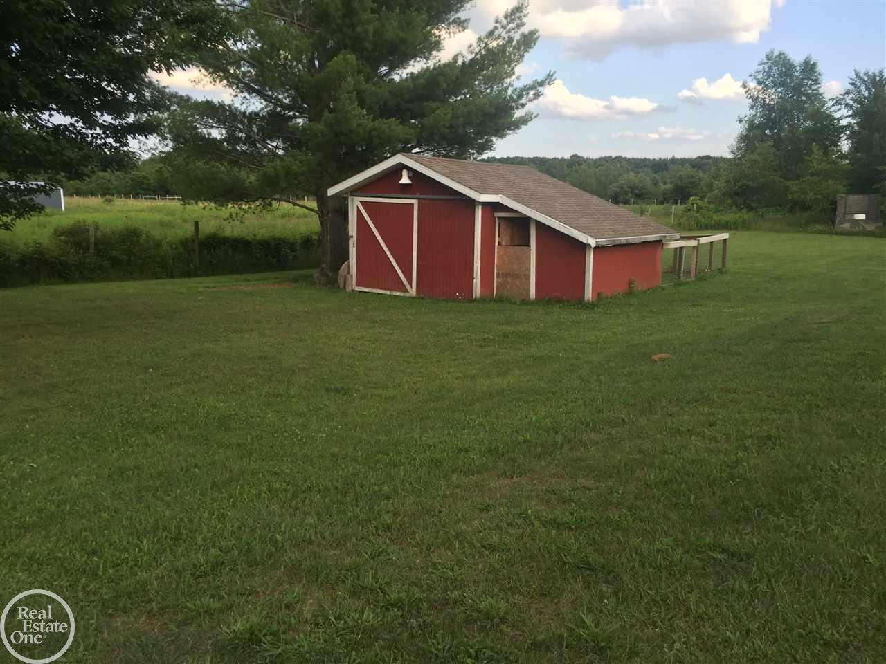 4090 Wellman Line Road Jeddo, MI 48032 - Photo 10 of 23
