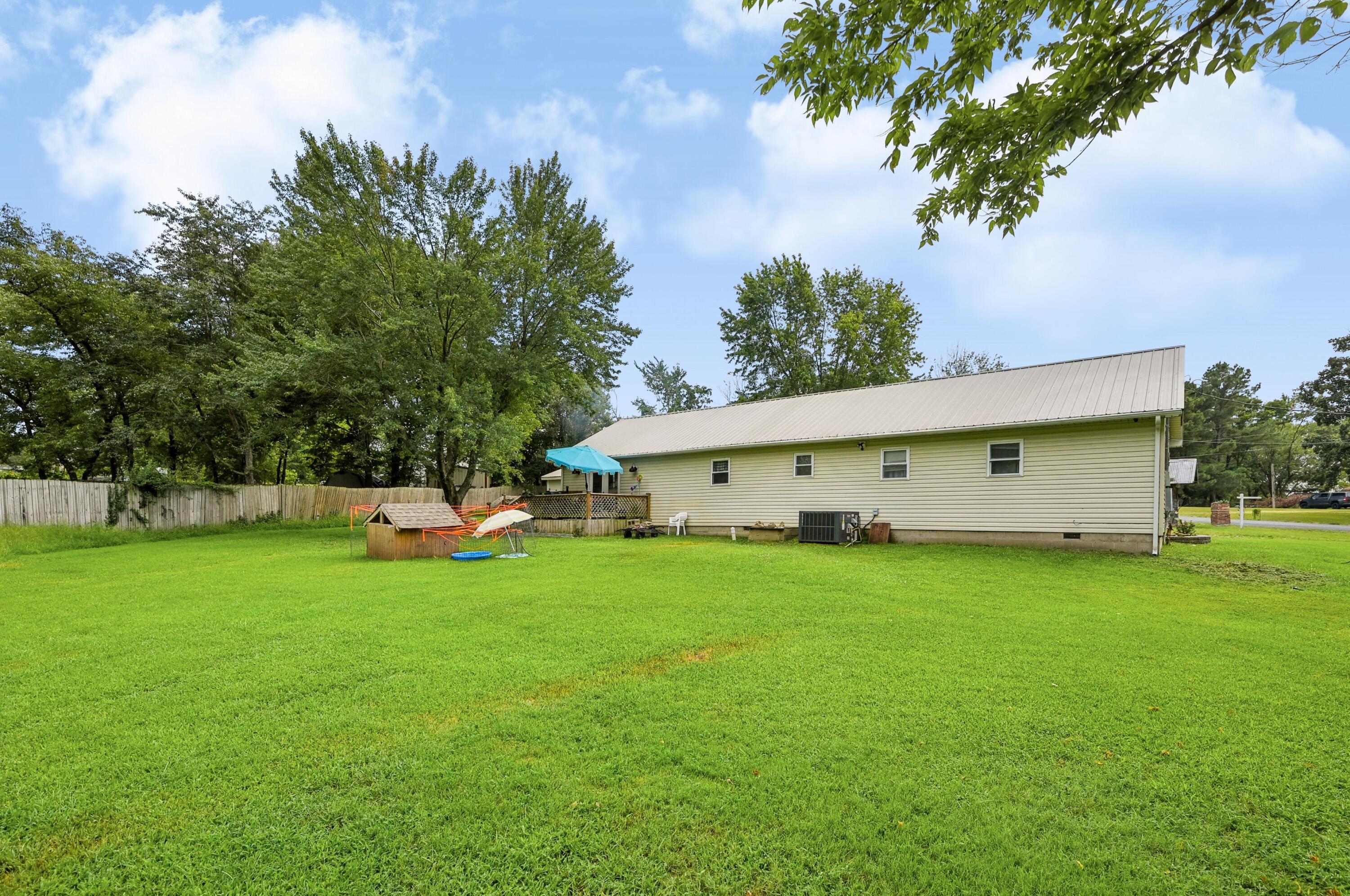 2403 Eve Road Webb City, MO 64870 - Photo 40 of 43 040