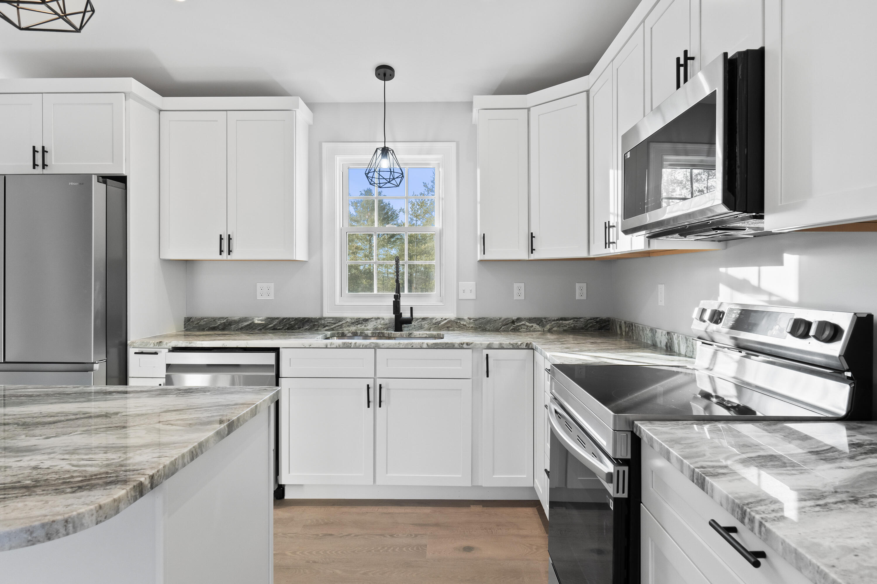 18 Hunters Haven Standish, ME 04085 - Photo 7 of 44 20 Hunters Haven_Kitchen