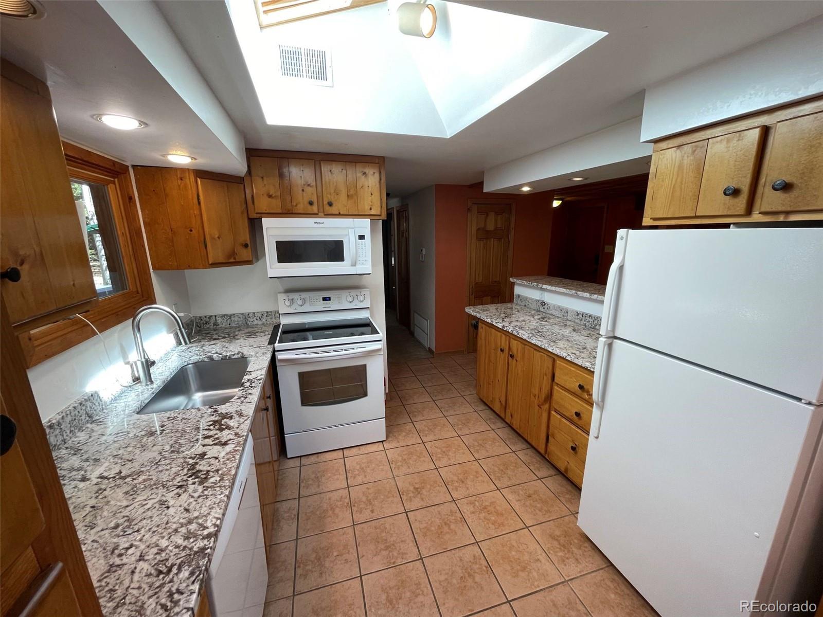 30 Debra Ann Road Golden, CO 80403 - Photo 4 of 48 Gallery Image 4