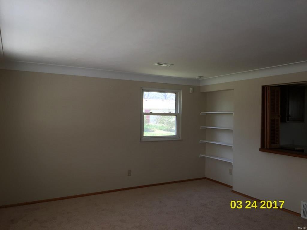 225 Pleasant Ridge Road Fairview Heights, IL 62208 - Photo 13 of 15 Gallery Image 13