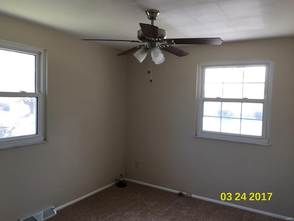 225 Pleasant Ridge Road Fairview Heights, IL 62208 - Photo 9 of 15 Gallery Image 9