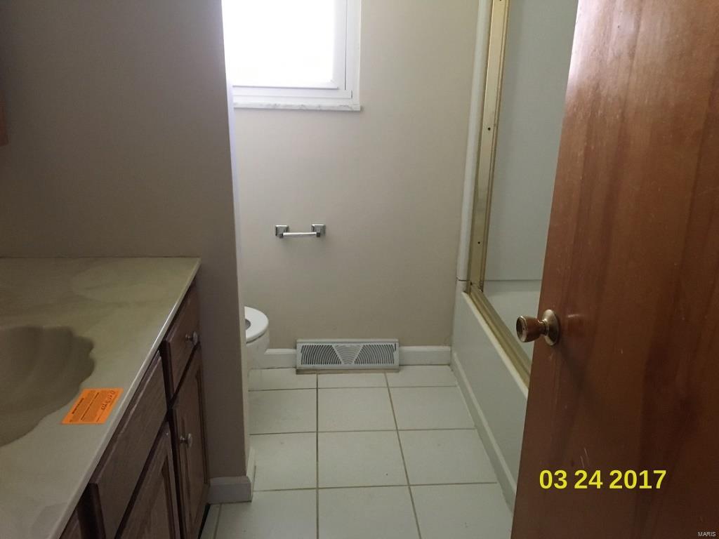 225 Pleasant Ridge Road Fairview Heights, IL 62208 - Photo 10 of 15 Gallery Image 10