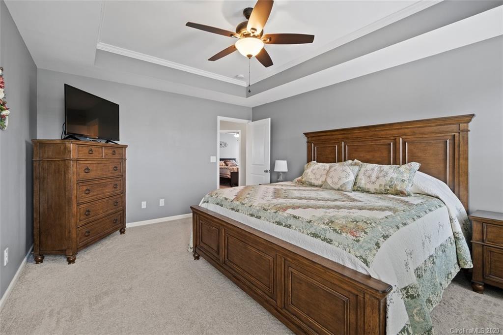 8943 Inverness Bay Road Charlotte, NC 28278 - Photo 12 of 26 Gallery Image 12