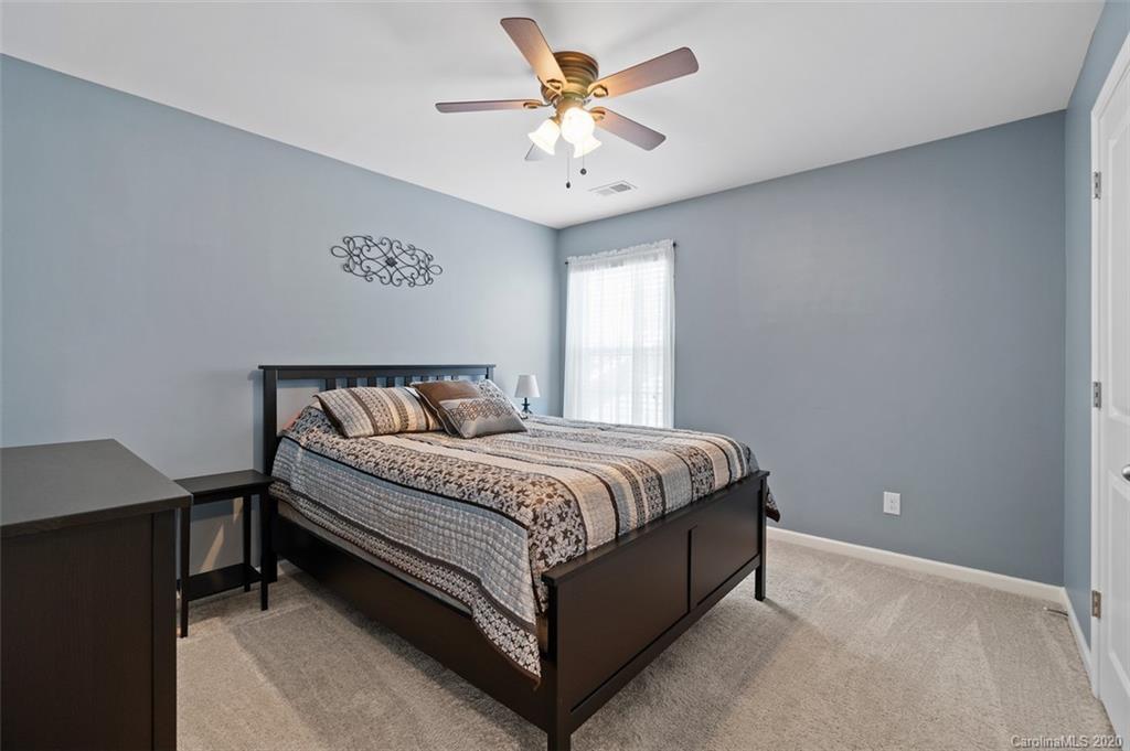 8943 Inverness Bay Road Charlotte, NC 28278 - Photo 17 of 26 Gallery Image 17