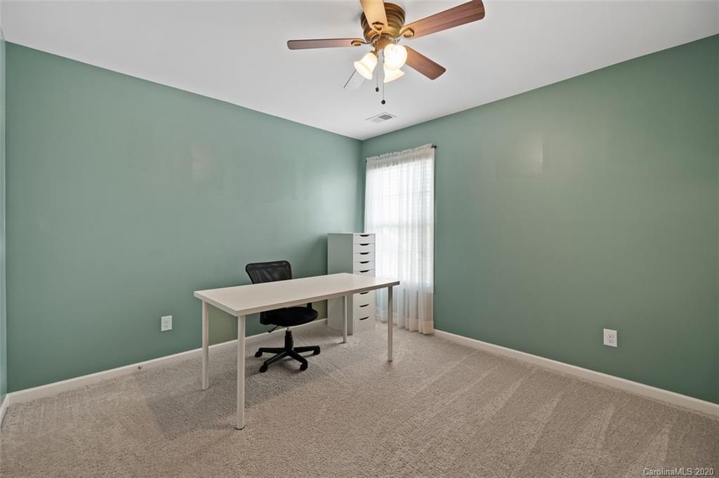 8943 Inverness Bay Road Charlotte, NC 28278 - Photo 18 of 26 Gallery Image 18